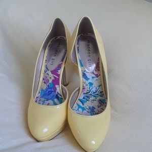 Madden Patent leather pumps Yellow